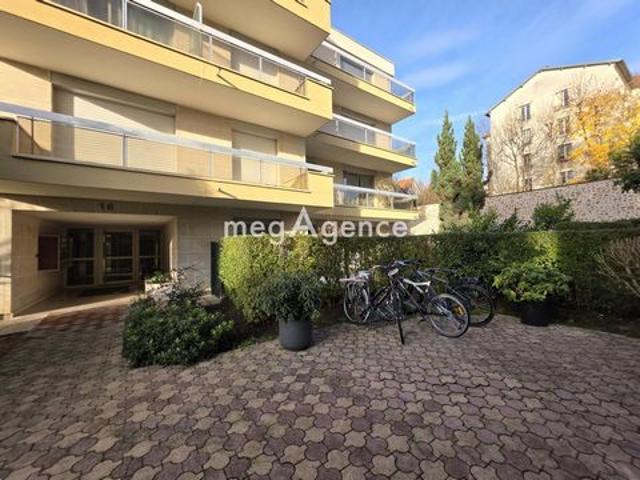 Appart. Standing 4 pièces 86m² balcons 2 places parking