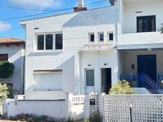 APPART ROYAN 3 pièces 47.84 m2