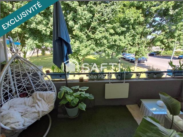 APPART T2 BUXEROLLES AVEC BALCON ET 2 PLACES DE PARKING