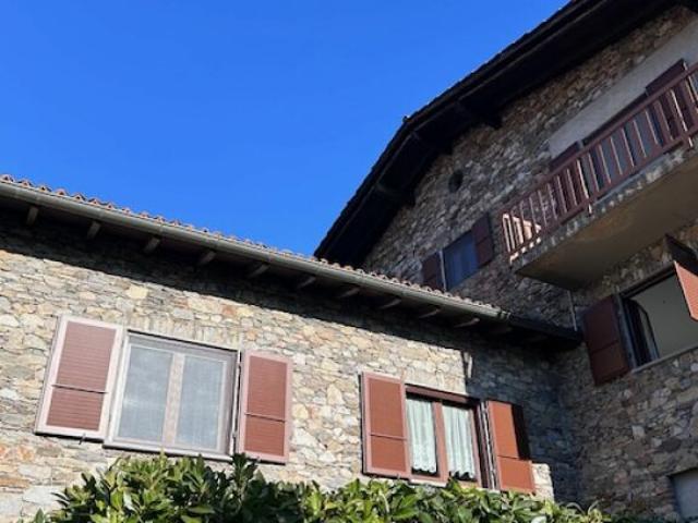 APPARTAMENTO 3.5 LOCALI CON GIARDINO AD USO ESCLUSIVO