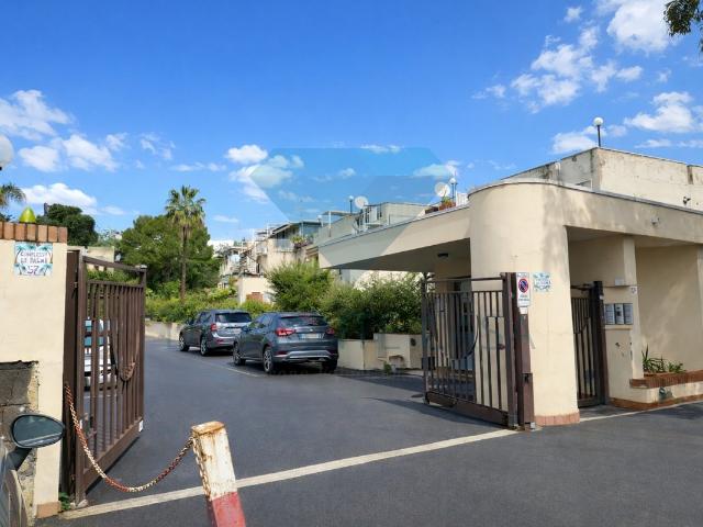 Appartamento 3v zona Scogliera – Aci Castello