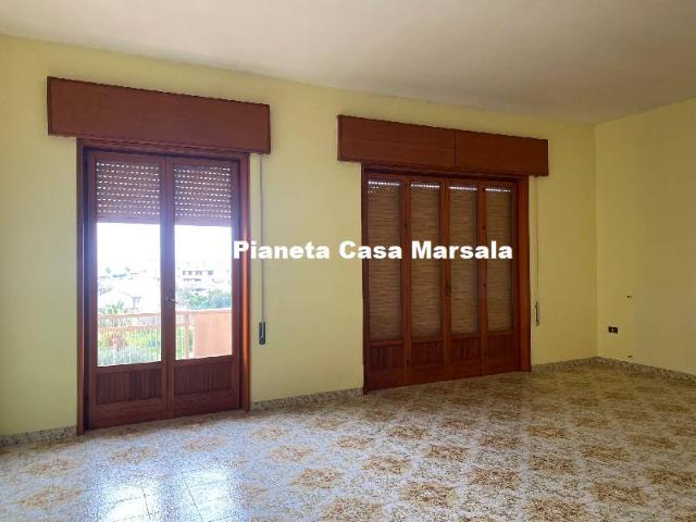 APPARTAMENTO 180MQ 2°PIANO SENZA ASCENSORE