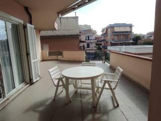 Appartamento 2 camere grande terrazzo occasione
