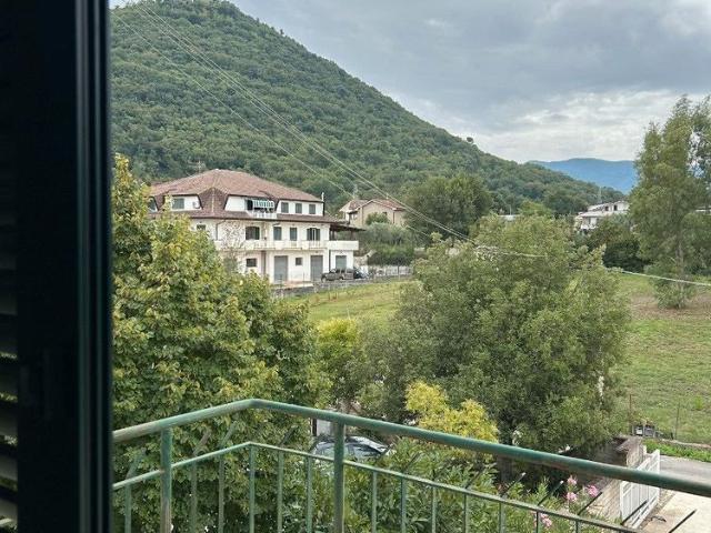 Appartamento 2 letto ampio salone 100 km da Roma
