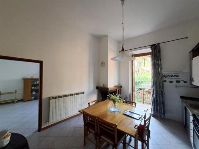 Appartamento 4 Vani Bucine Centro Rif. A315