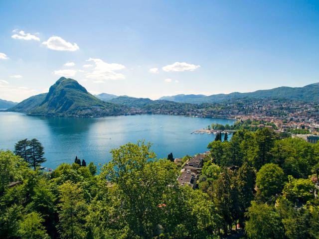 APPARTAMENTO 5.5 LOCALI CON MERAVIGLIOSA VISTA LAGO