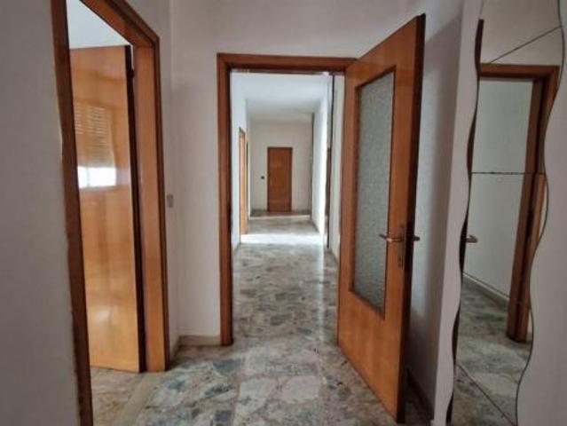 Appartamento 5 locali Rif. 2373