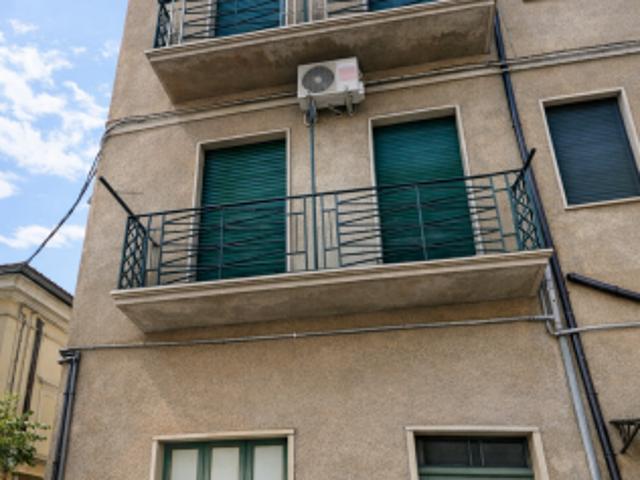 Appartamento 90 mq 1 piano in via 24 Maggio 3