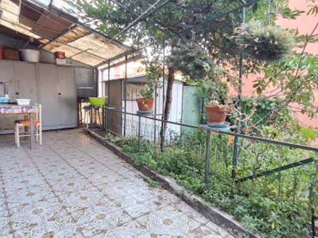 Appartamento con ampi spazi esterni in Salita degli Angeli Dinegro