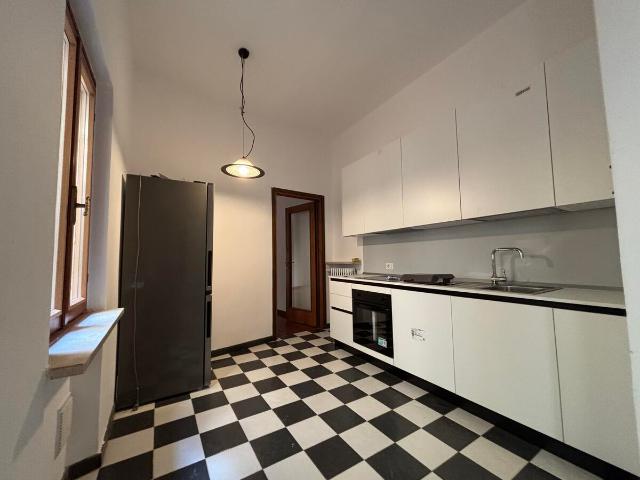 APPARTAMENTO CON AMPIO TERRAZZO