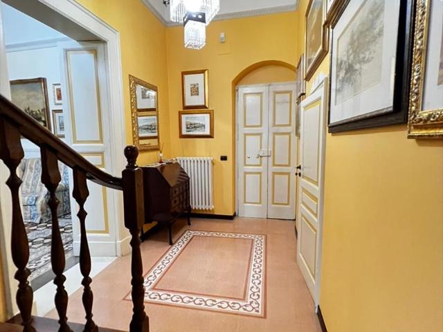 Appartamento con box, Corato corso garibaldi