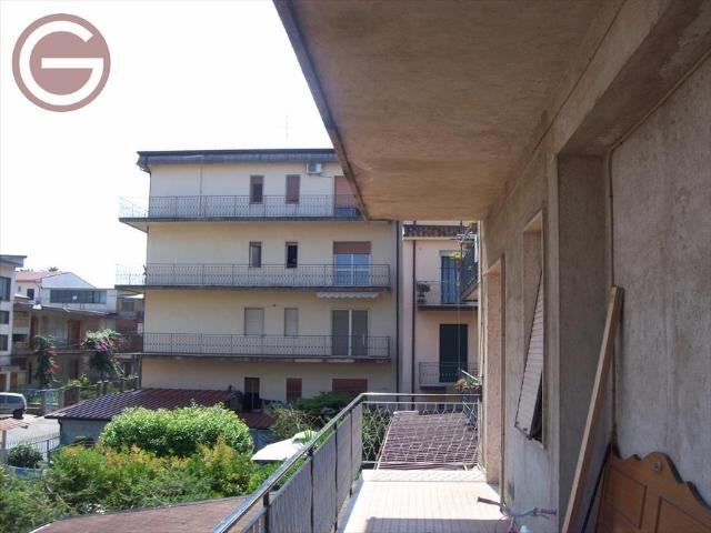 Appartamento con box in via francesco sofia alessio iitraversa, Taurianova