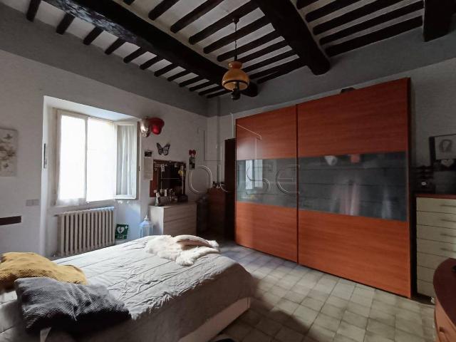 Appartamento con due camere zona centrale