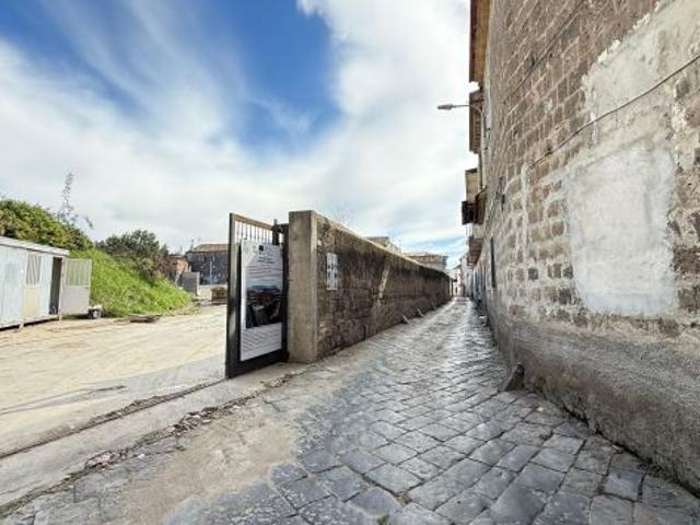 Appartamento con doppio ingresso indipendente
