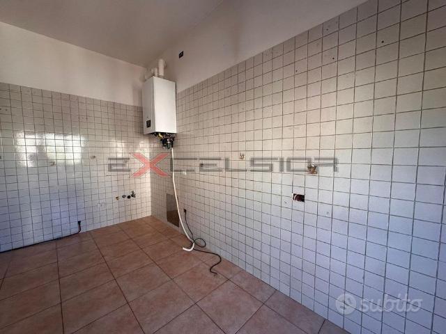 APPARTAMENTO CON GARAGE ADRIA CENTRO