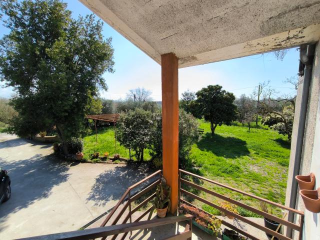 Appartamento con giardino a Corchiano
