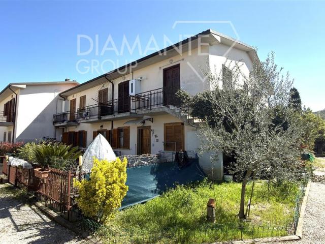 Appartamento con giardino a Castiglione del Lago