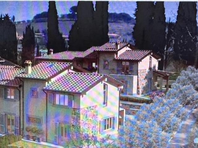 Appartamento con giardino a Siena