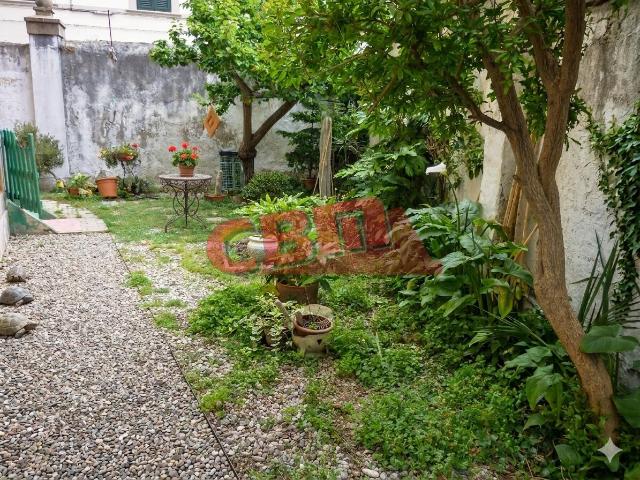 Appartamento con giardino, Livorno colline