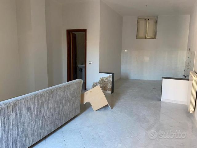 Appartamento con p.auto in Via Campana