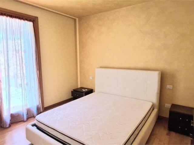 APPARTAMENTO CON SCOPERTO PRIVATO