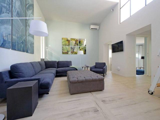 Appartamento con terrazza Via Margutta
