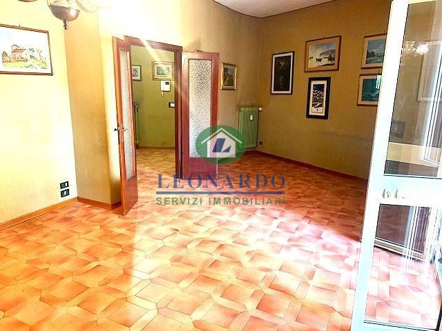 Appartamento con terrazzi, Montecatini Terme zona nord