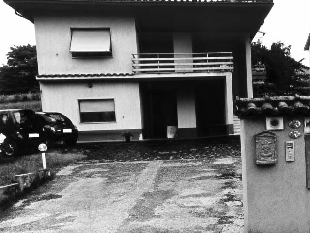 Appartamento con terrazzi a Montopoli in Val d'Arno