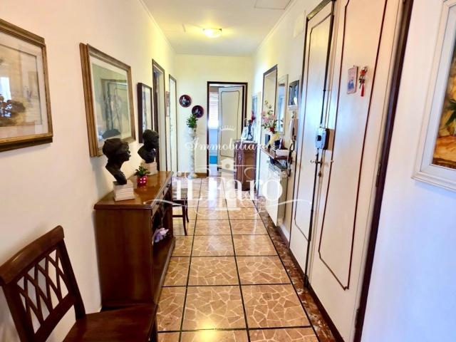 Appartamento con terrazzi a Viareggio