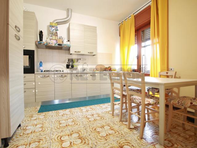 Appartamento con terrazzi in via kennedy 30, Montorso Vicentino