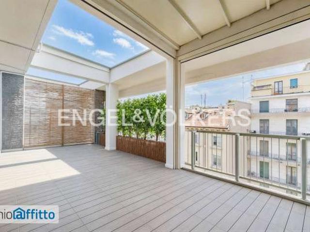 Appartamento con terrazzo Milano