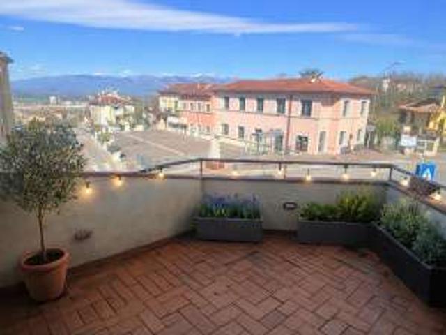 Appartamento con terrazzo Neri