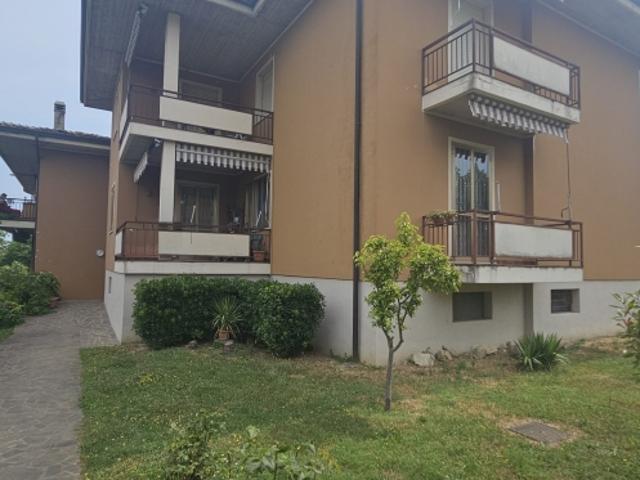 Appartamento con terrazzo a Desenzano del Garda