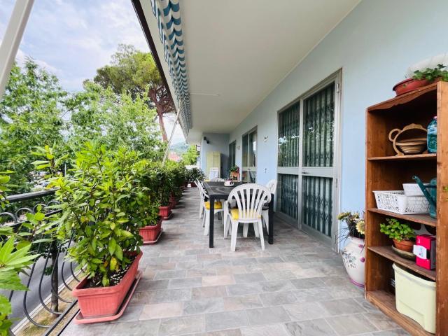 Appartamento con terrazzo a Montecatini Terme