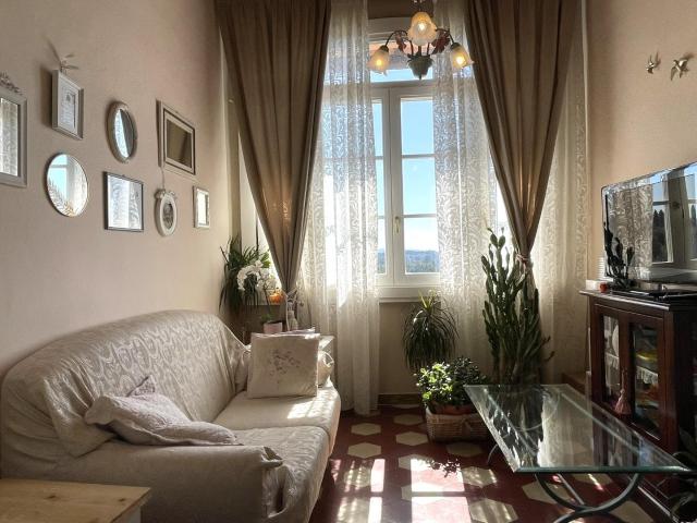 Appartamento con terrazzo a San Miniato