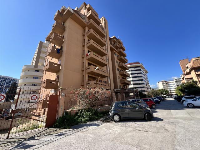 Appartamento con terrazzo a Palermo