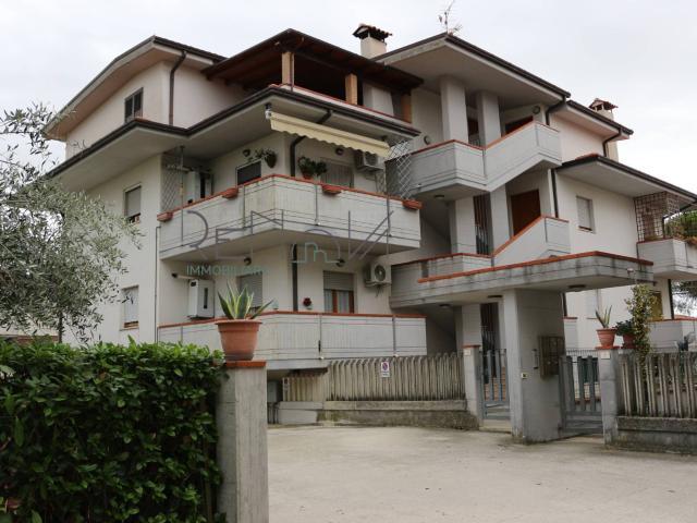 Appartamento con terrazzo a Torano Nuovo