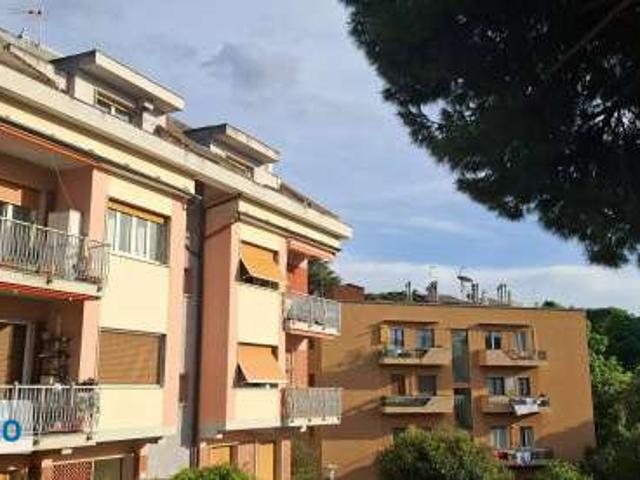 Appartamento con terrazzo Albaro