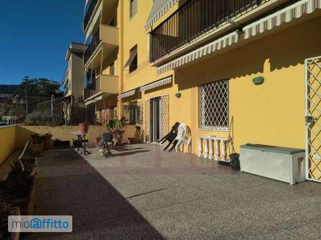 Appartamento con terrazzo Albaro