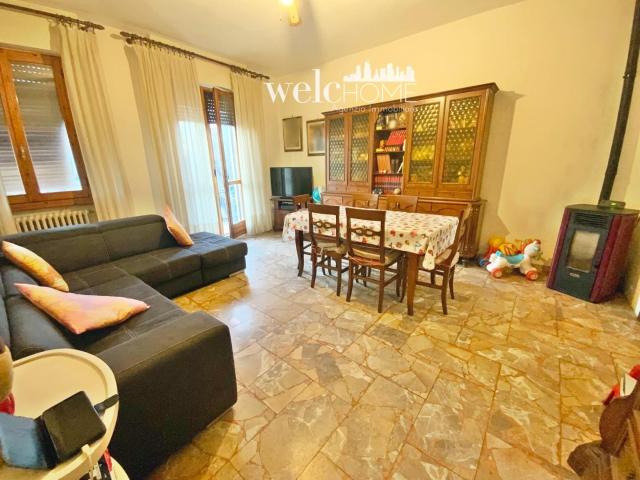 Appartamento con terrazzo, Campi Bisenzio capalle