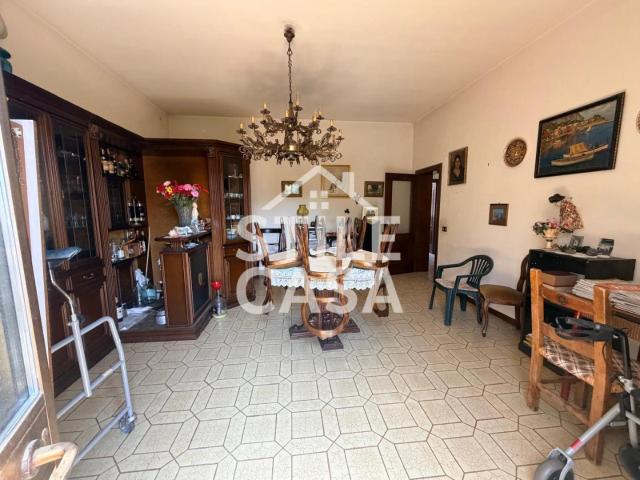 Appartamento con terrazzo, Castelfranco di Sotto orentano