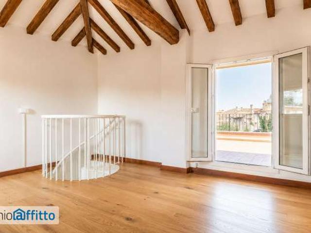 Appartamento con terrazzo Centro