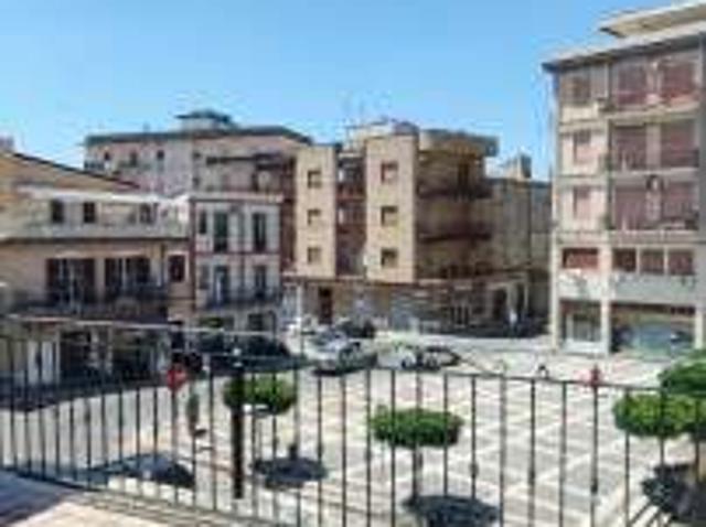 Appartamento con terrazzo Centro