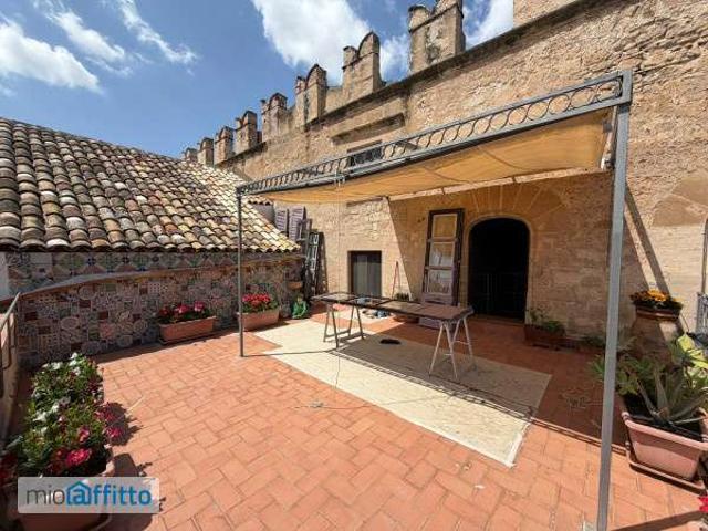 Appartamento con terrazzo Centro storico