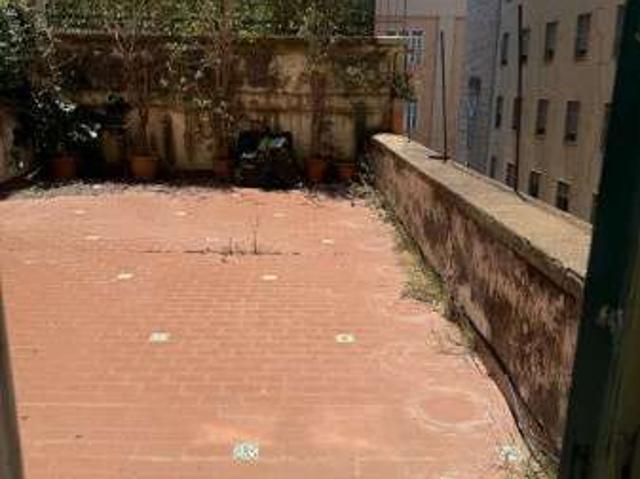 Appartamento con terrazzo Chiaia