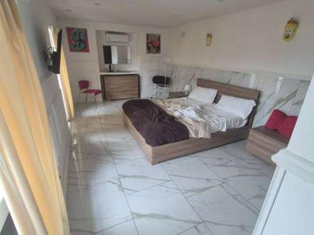 Appartamento con terrazzo Chiaia