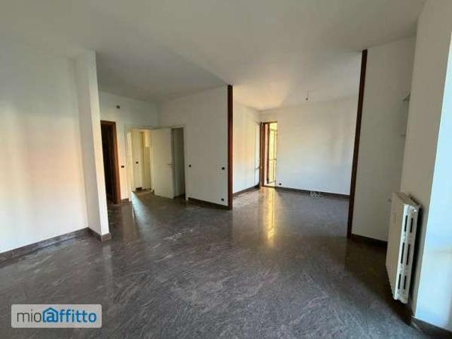 Appartamento con terrazzo Città studi, lambrate, udine, loreto