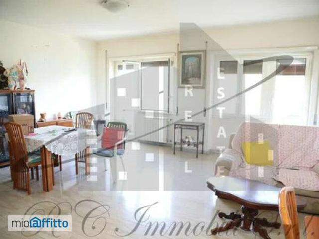 Appartamento con terrazzo Eur, laurentino, checchignola, montagnola, fonte meravigliosa
