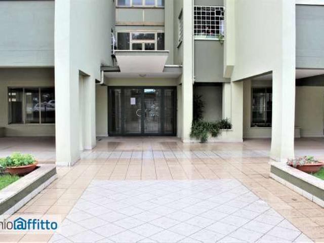 Appartamento con terrazzo Eur, laurentino, checchignola, montagnola, fonte meravigliosa