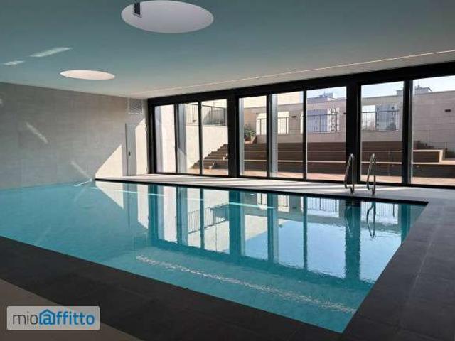 Appartamento con terrazzo e piscina